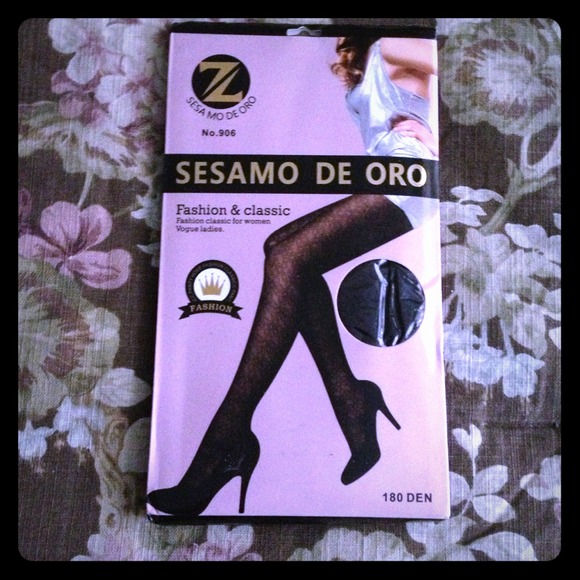 ✨REDUCED✨ Fashion tights- abstract