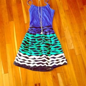 Color block patterned high waisted skirt