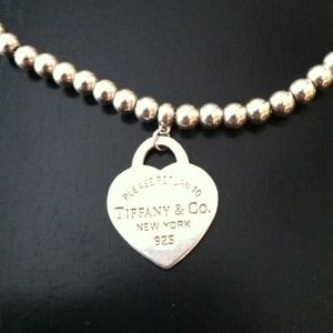 Return to Tiffany&Co Necklace