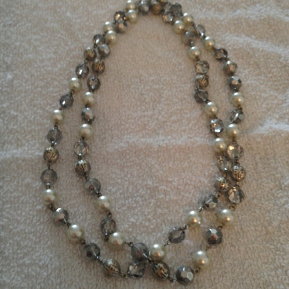 Pearl,Silver & clear ball necklace