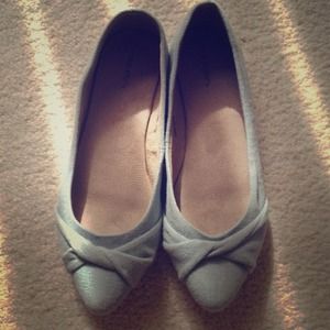 Xhilaration pale blue flats