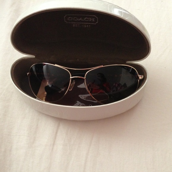 Coach aviators