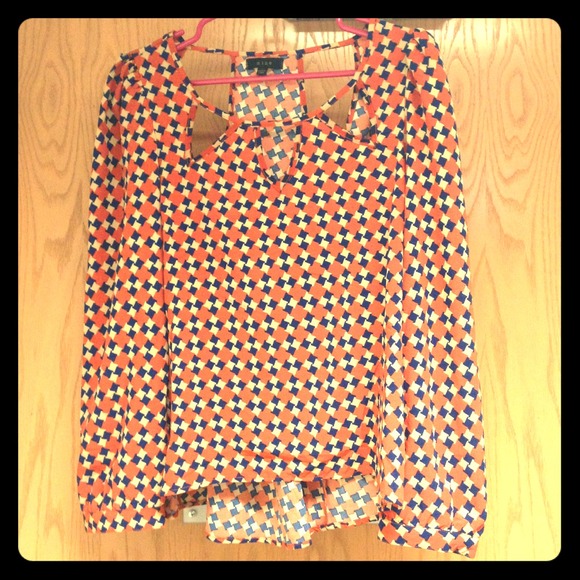 Patterned Blouse - Picture 1 of 2