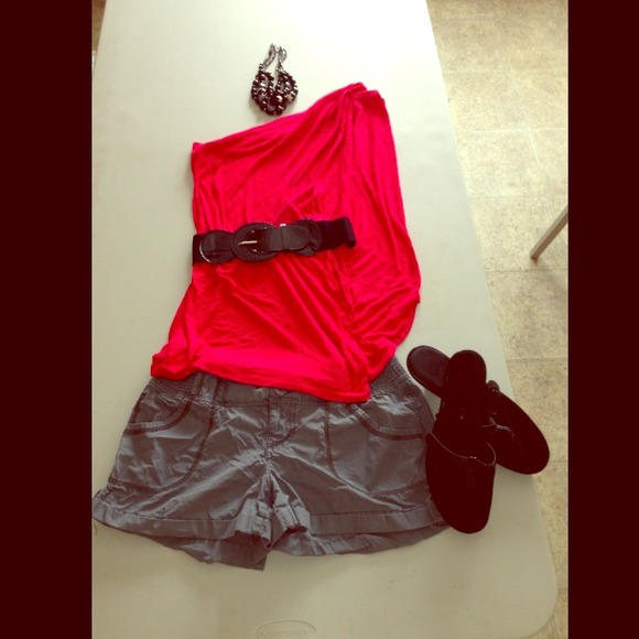 🚫On hold🚫 Outfit bundle!!!