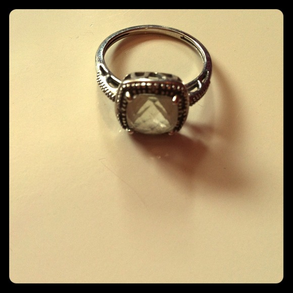 Light green ring