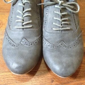Gray hipster shoes