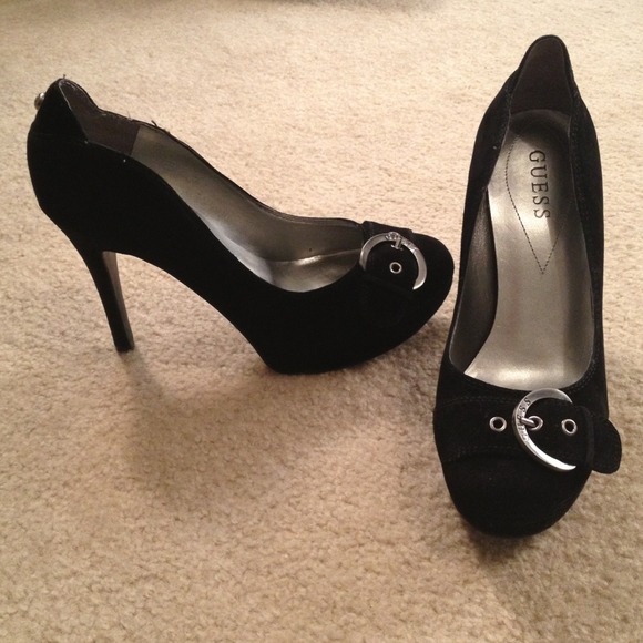 Guess Shoes - Worn once guess heel with buckle