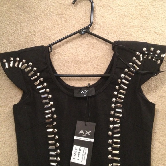Black mini dress - Picture 3 of 4