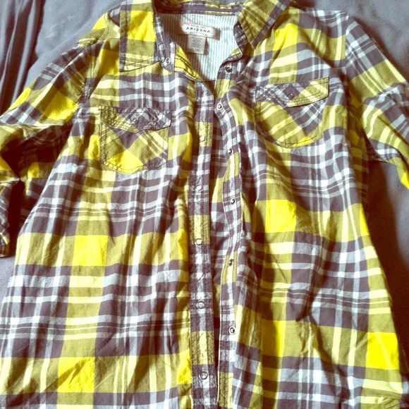 Arizona yellow and gray plaid shirt 🌼