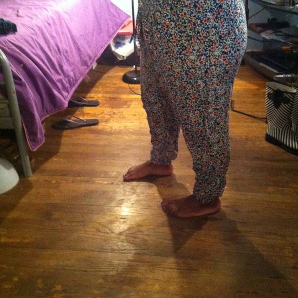 Pants - Picture 3 of 4