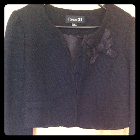 Pretty Black Cardigan - Picture 1 of 4