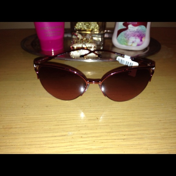 Versace sunglasses - Picture 4 of 4