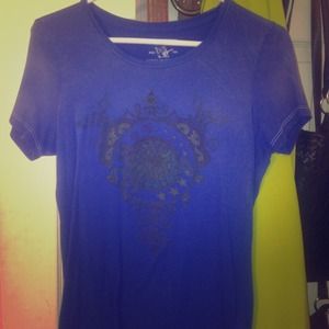 True religion crew neck.