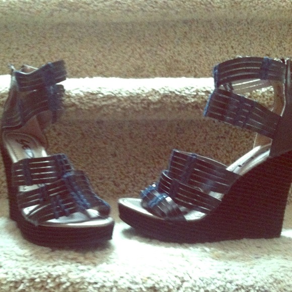 Heels/Wedges