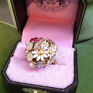 NWOT-Juicy 'Garden Party' Ring-7 Gold