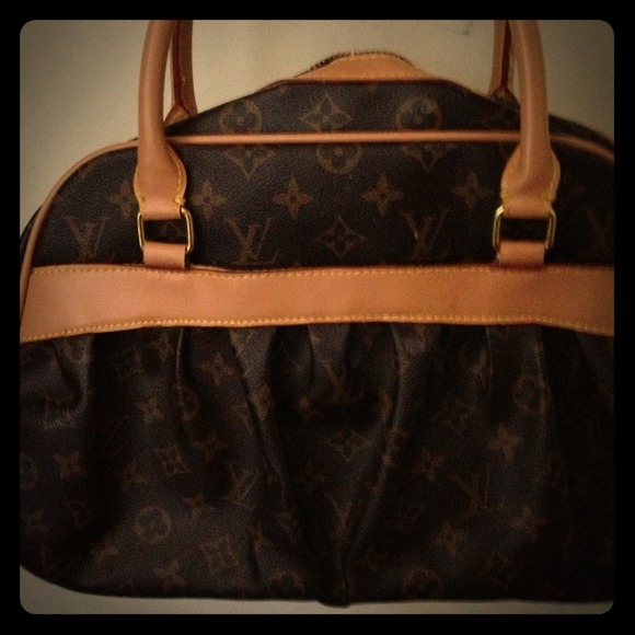 Louis Vuitton Purse