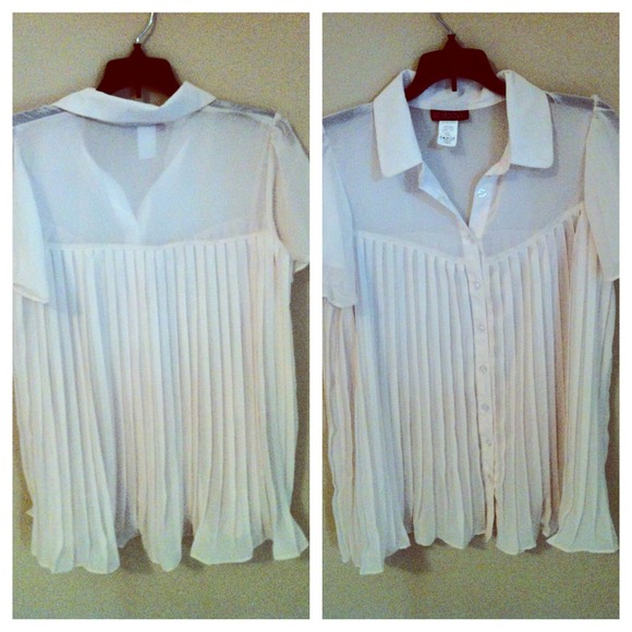 Brand new sheer pleated white button down shirt