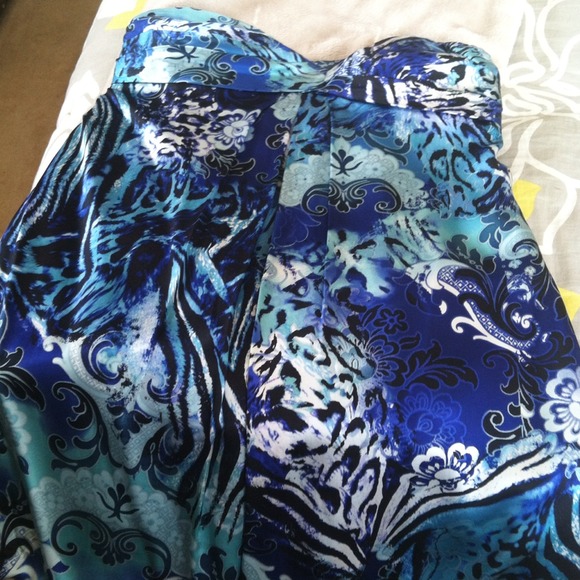 cache Dresses & Skirts - Gorgeous cache dress!!!!