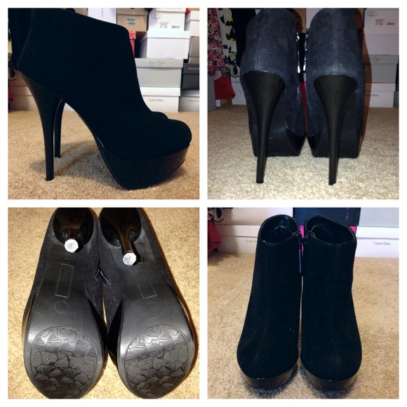 Black Booties.