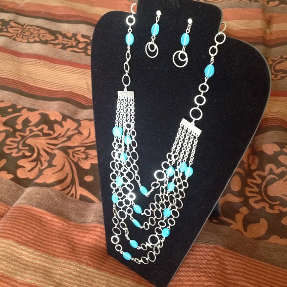 ✨Turquoise necklace set✨ - Picture 3 of 3
