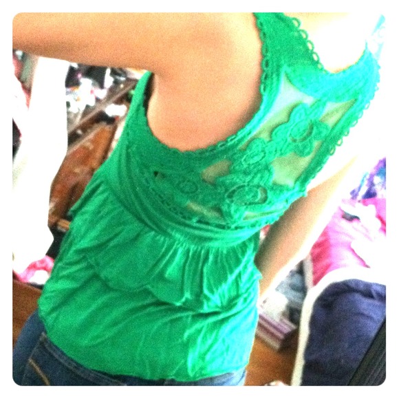 Vibrant Green Lace & Ruffle Tank!