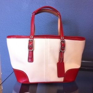 ❌RESERVED❌ @crayzleidy Authentic Coach tote purse