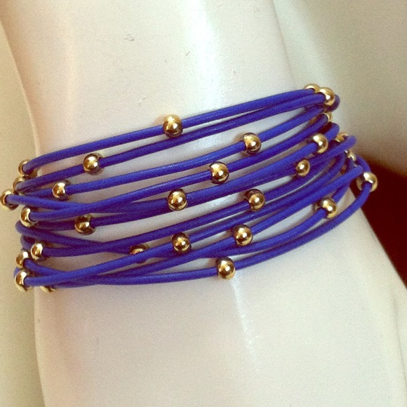 Stretchy bracelets!