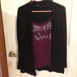 💜SOLD💜Very pretty black and purple shirt