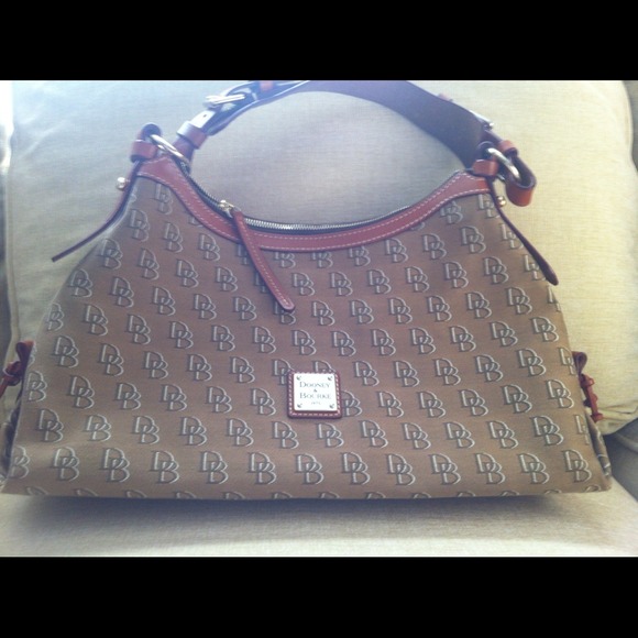 Dooney & Bourke collectors bag - Picture 1 of 4