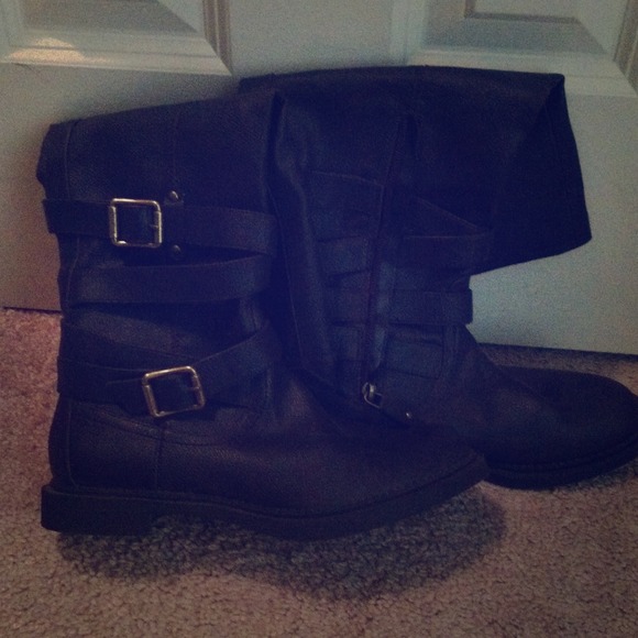 Reduced!! ❤️Simply Vera dark brown boots