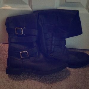 Reduced!! ❤️Simply Vera dark brown boots