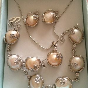 Pink fresh water Pearls $30