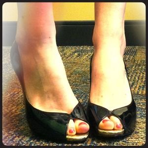 Hold until Tuesday @hannawright2008