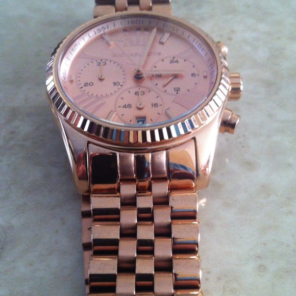 Michael Kors watch - Picture 3 of 4