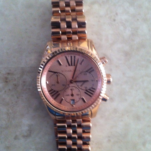 Michael Kors watch - Picture 4 of 4