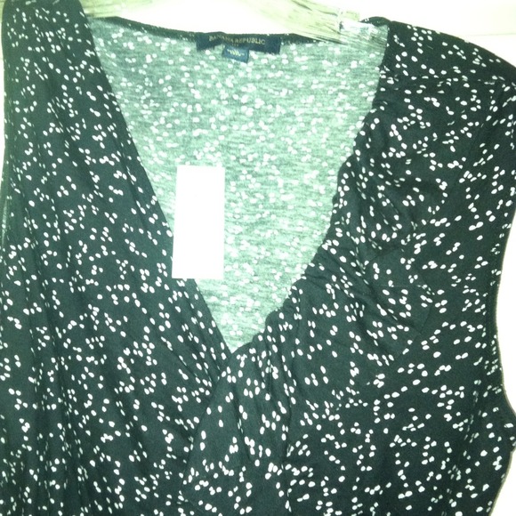 Black and white tanktop - Picture 2 of 3