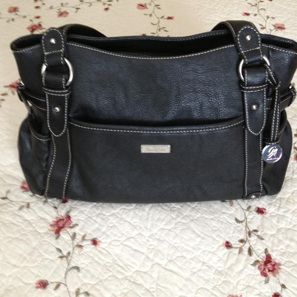 Grace Adele black purse