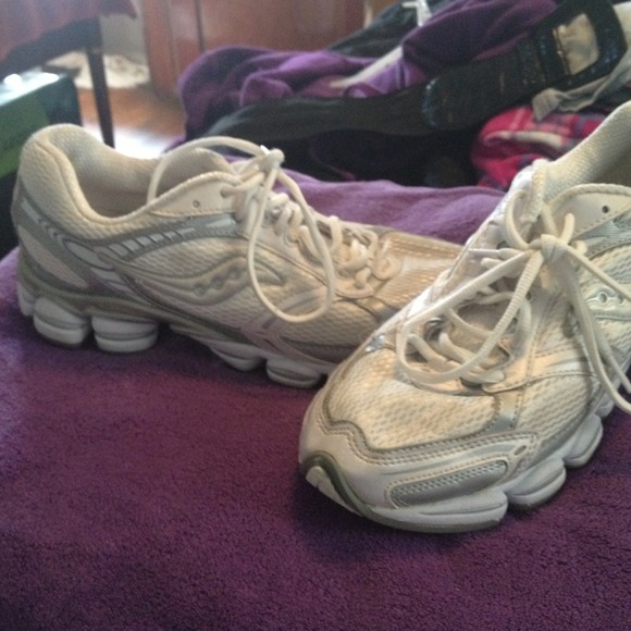 Saucony running shoe