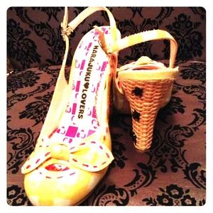 Harajuku ❤Lovers shoes, Multicolor,  Size 71/2