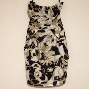 🔆REDUCED🔆Limited strapless dress