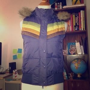 Winter vest with removable fur hood