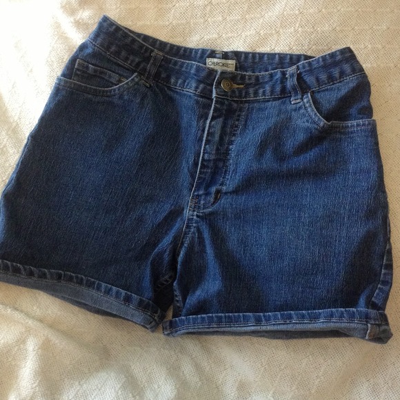 Like new denim shorts