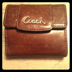 Used Coach leather medium wallet!!