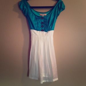 Teal & white flowy dress