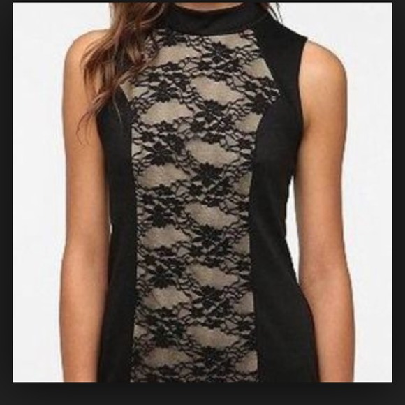 ⛔️SOLD⛔️Cute lace black dress - Picture 2 of 4