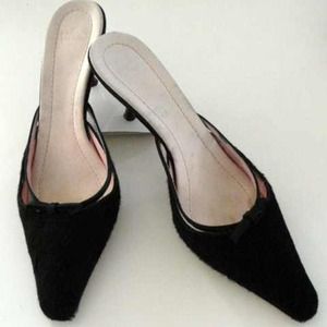 ✨Reduced ✨today only!!!!Valentino fur mules