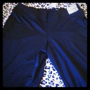 NY&Co black stretch cuffed leg pants size L