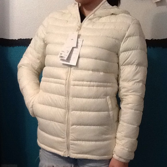 UNI QLO parka XS NWT