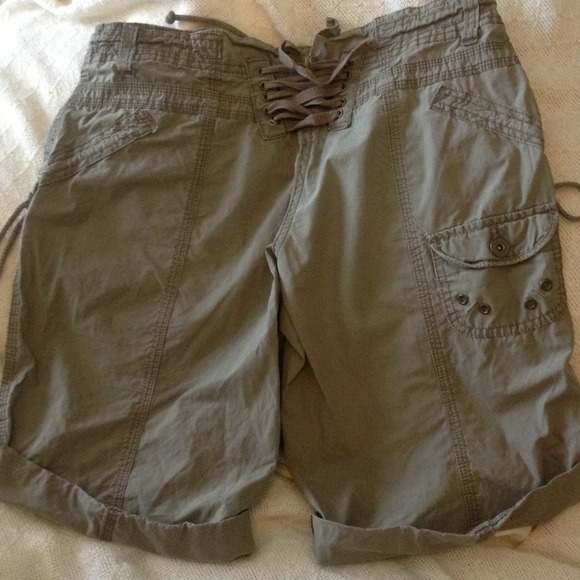 *****Sold in bundle***** - Picture 2 of 2