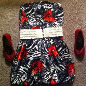 Cute awesome print dress